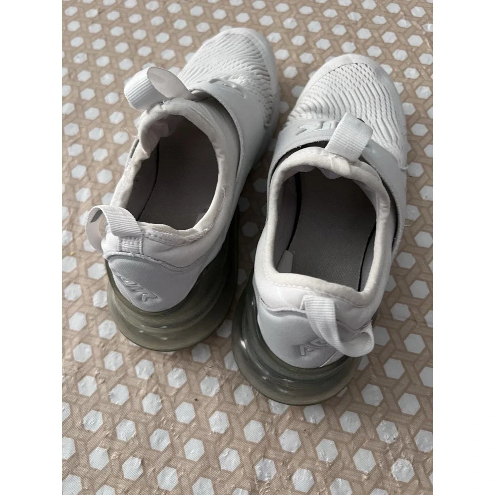 Nike Air Max 270‎ Extreme White Metallic Silver CI1108-100 Size 5Y